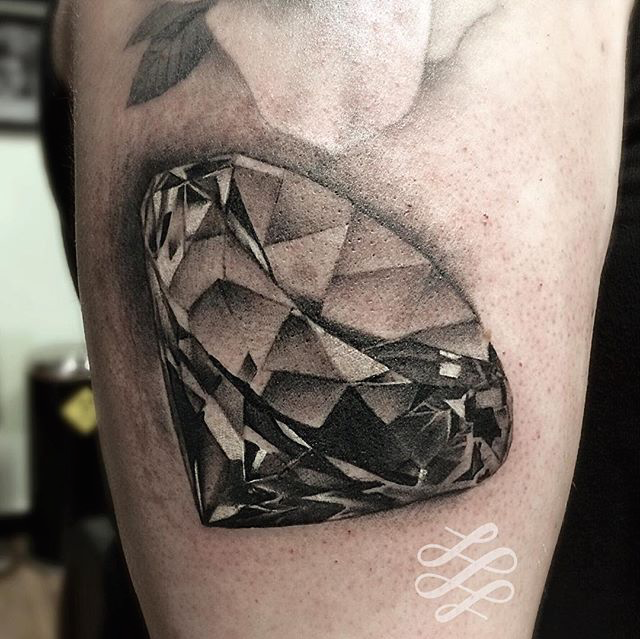 The Diamond Tattoo Meaning And 80 Dazzling Designs